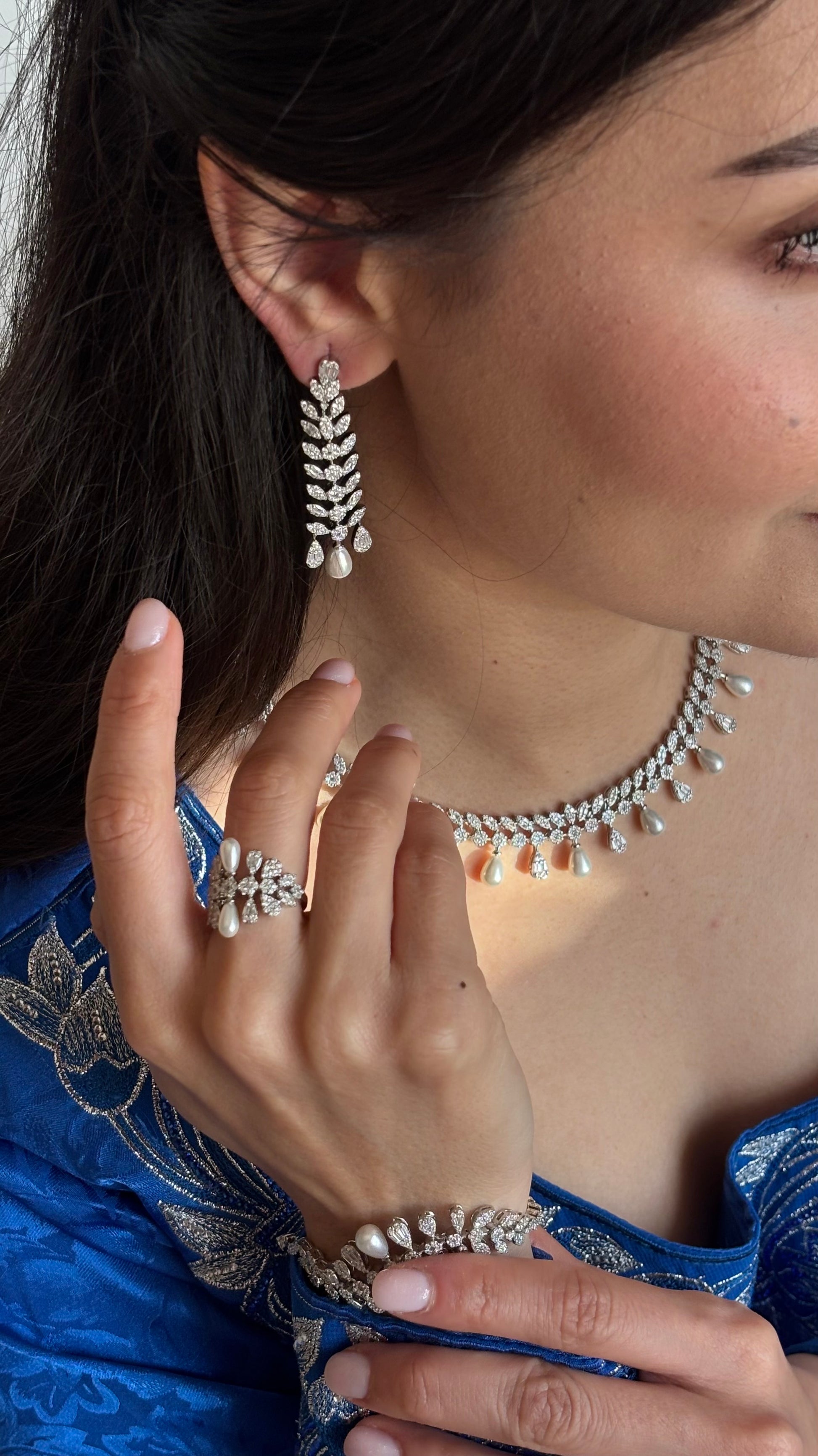 Luxury Cubic Zirconia Pearl Jewelry Set – Gold Plated