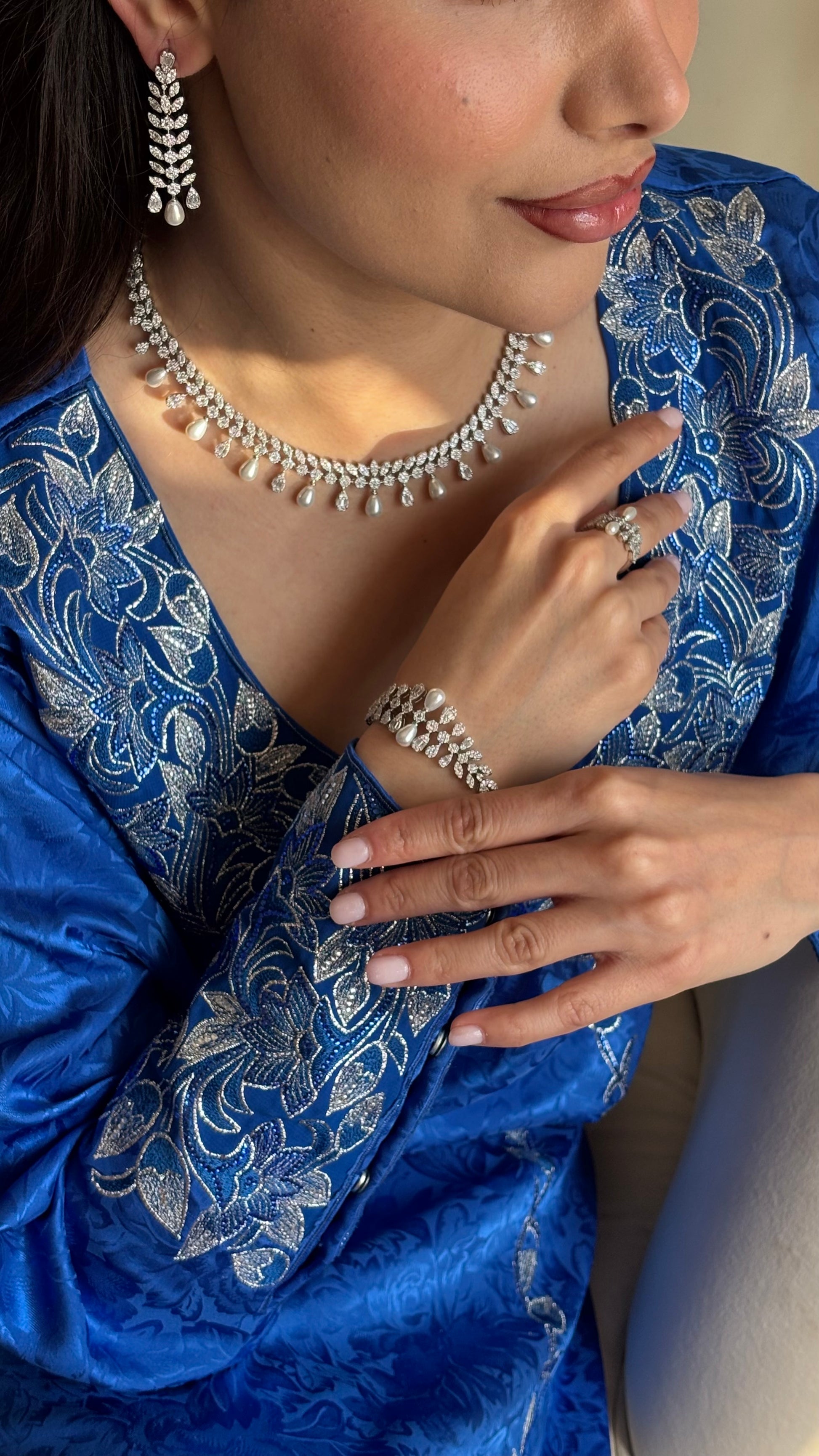 Luxury Cubic Zirconia Pearl Jewelry Set – Gold Plated