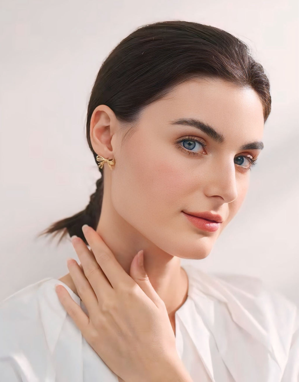 water proof bow stud earing